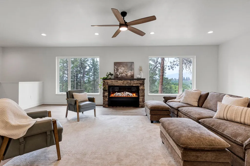 1191 Big Flat Road Missoula MT 59804