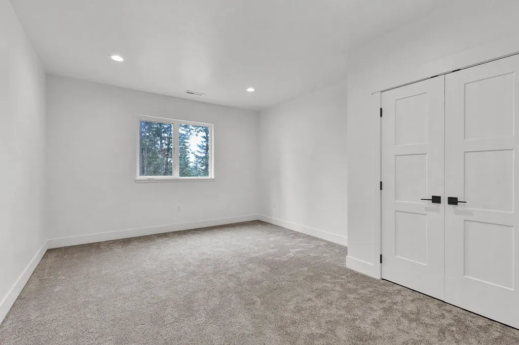 1191 Big Flat Road Missoula MT 59804