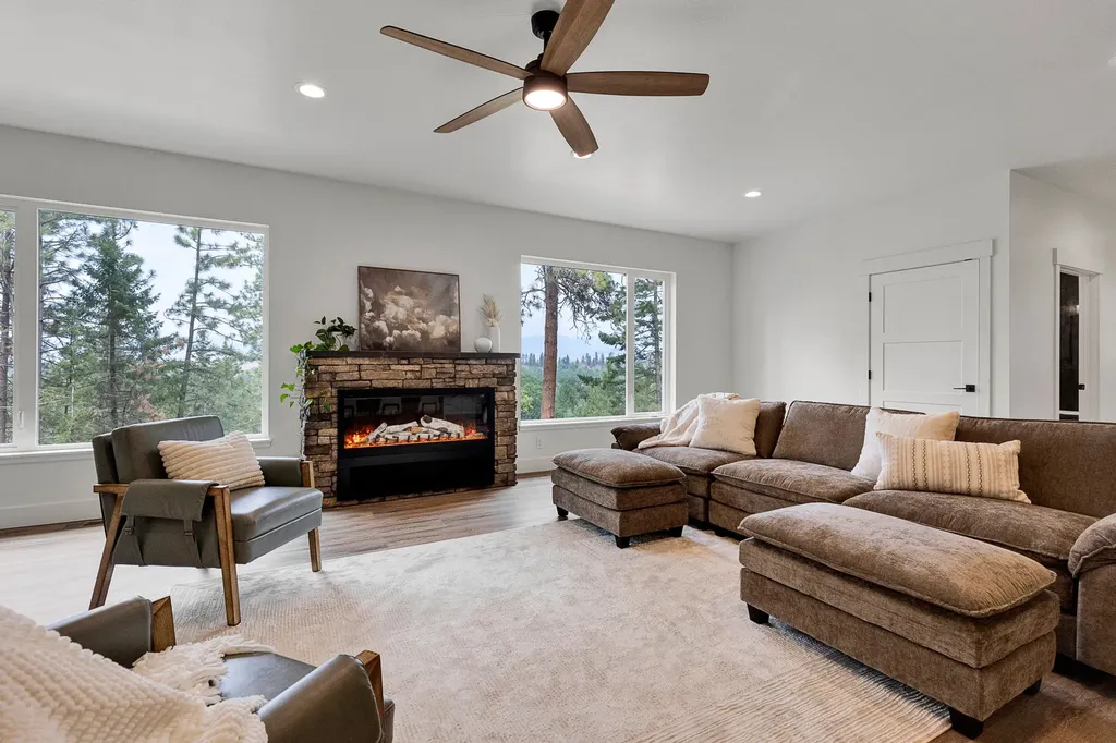 1191 Big Flat Road Missoula MT 59804