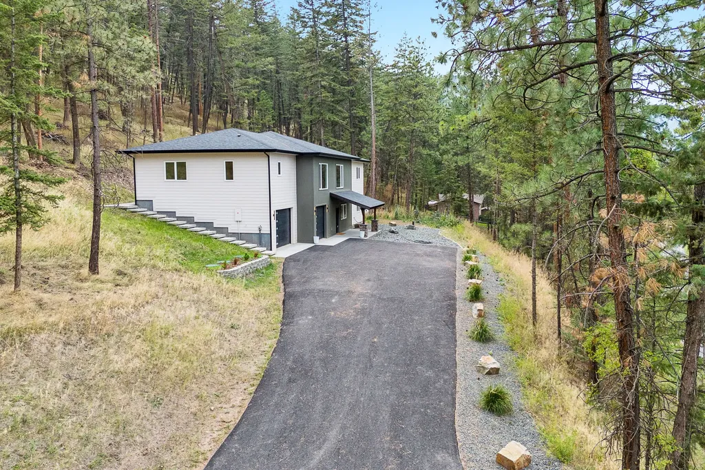 1191 Big Flat Road Missoula MT 59804