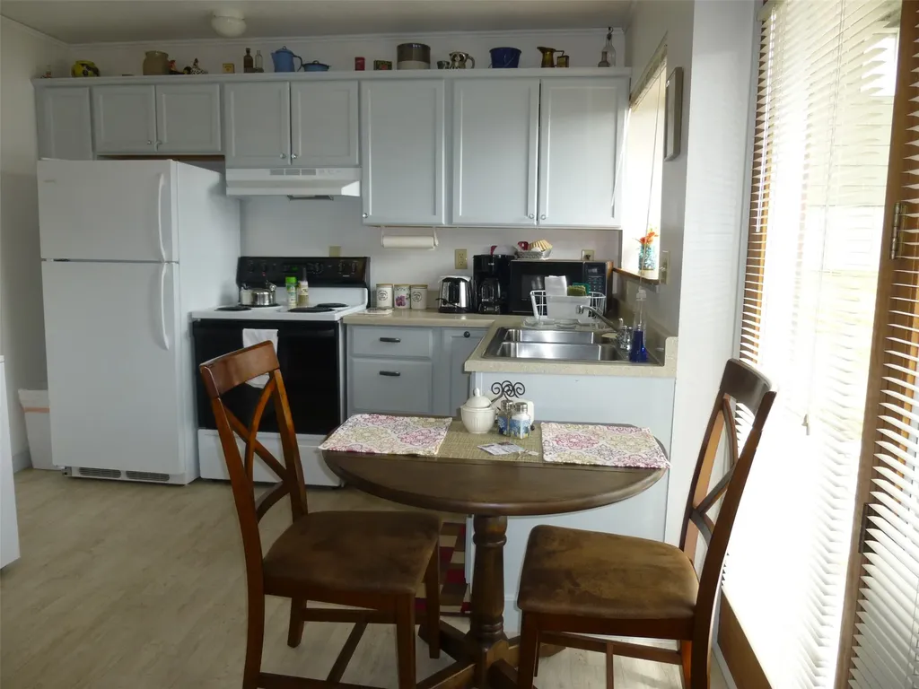 1340 Honey House Lane Corvallis MT 59828