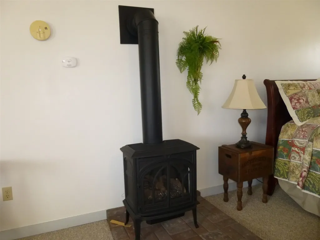 1340 Honey House Lane Corvallis MT 59828
