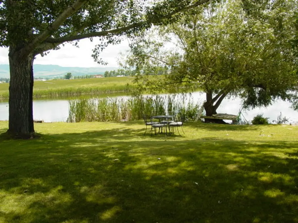 1340 Honey House Lane Corvallis MT 59828