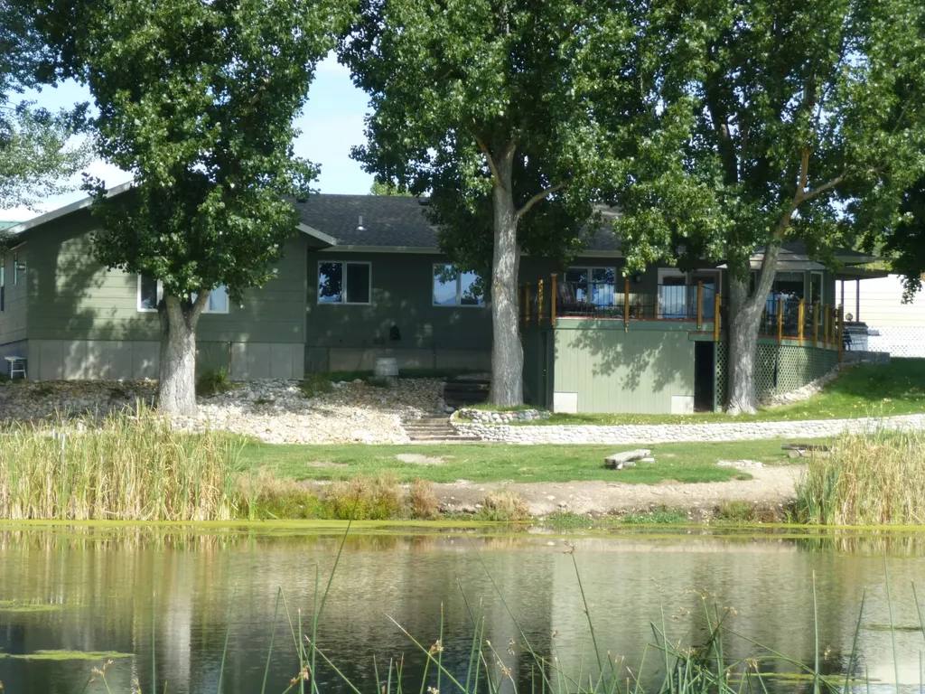 1340 Honey House Lane Corvallis MT 59828