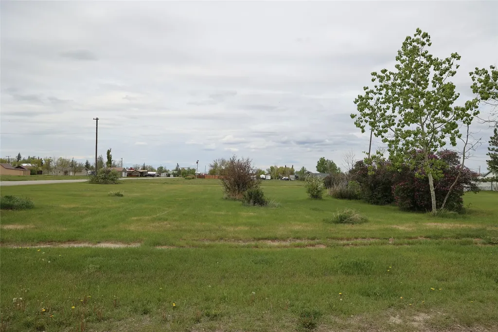701 Illinois Avenue Valier MT 59486