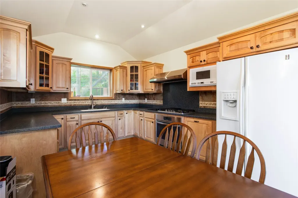 29137 Rocky Point Road Polson MT 59860