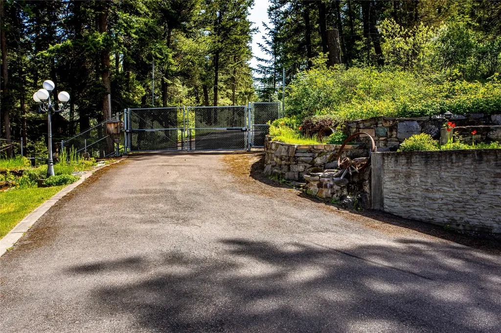 29137 Rocky Point Road Polson MT 59860
