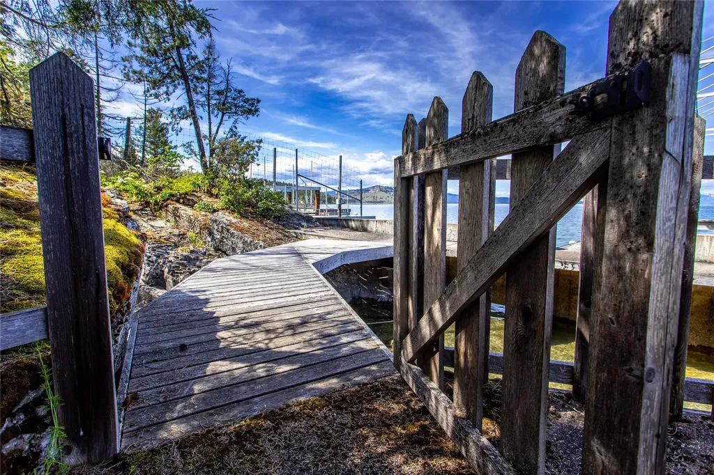 29137 Rocky Point Road Polson MT 59860