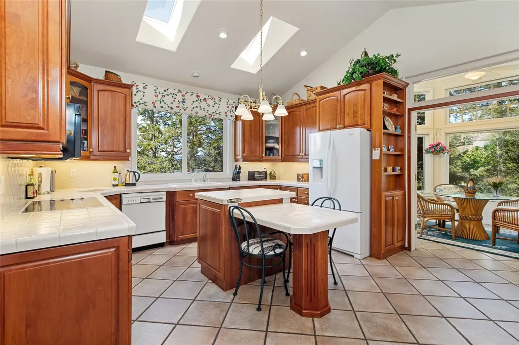 29137 Rocky Point Road Polson MT 59860