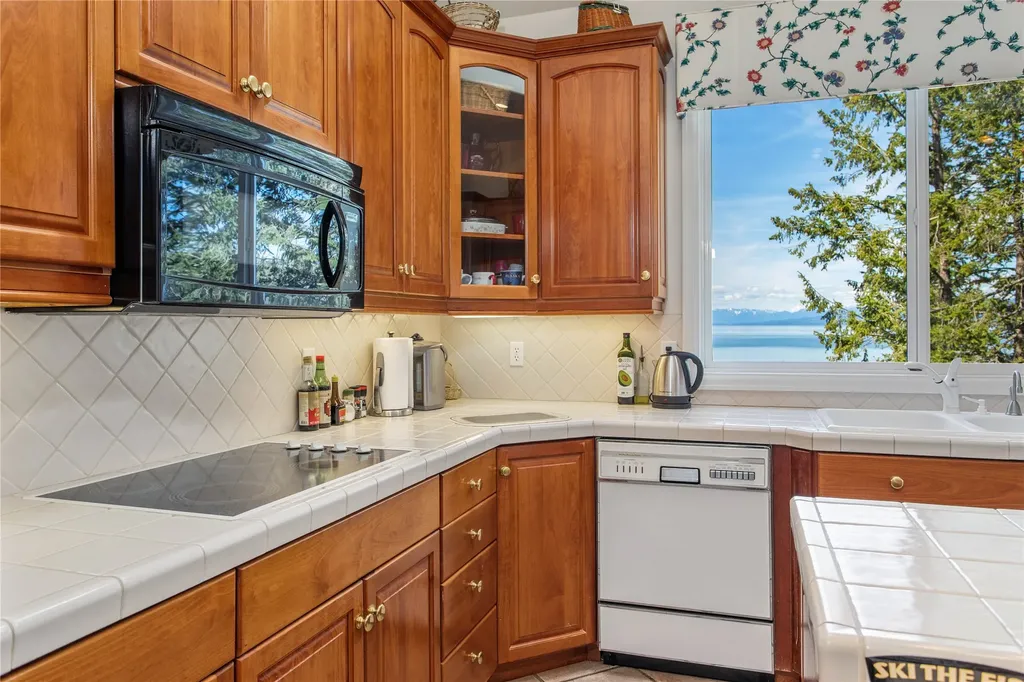 29137 Rocky Point Road Polson MT 59860