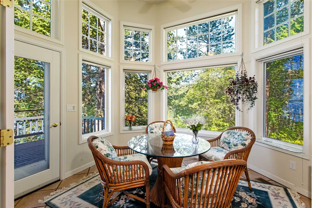 29137 Rocky Point Road Polson MT 59860