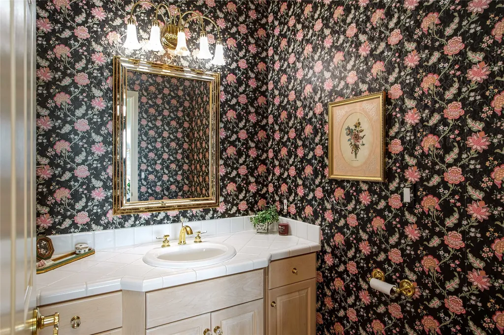 29137 Rocky Point Road Polson MT 59860