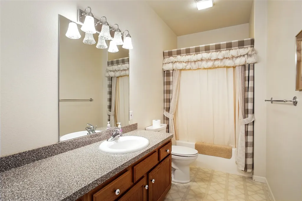 29137 Rocky Point Road Polson MT 59860