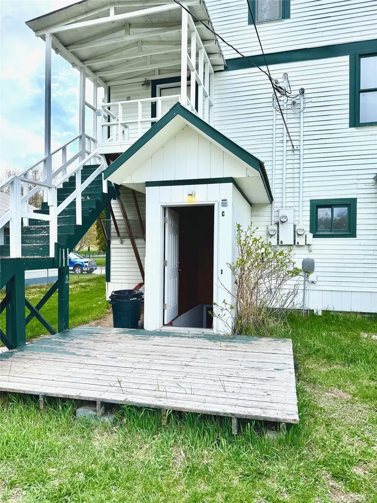 506 1st Avenue E Eureka MT 59917