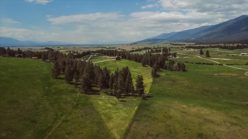 273 Game Trail Eureka MT 59917