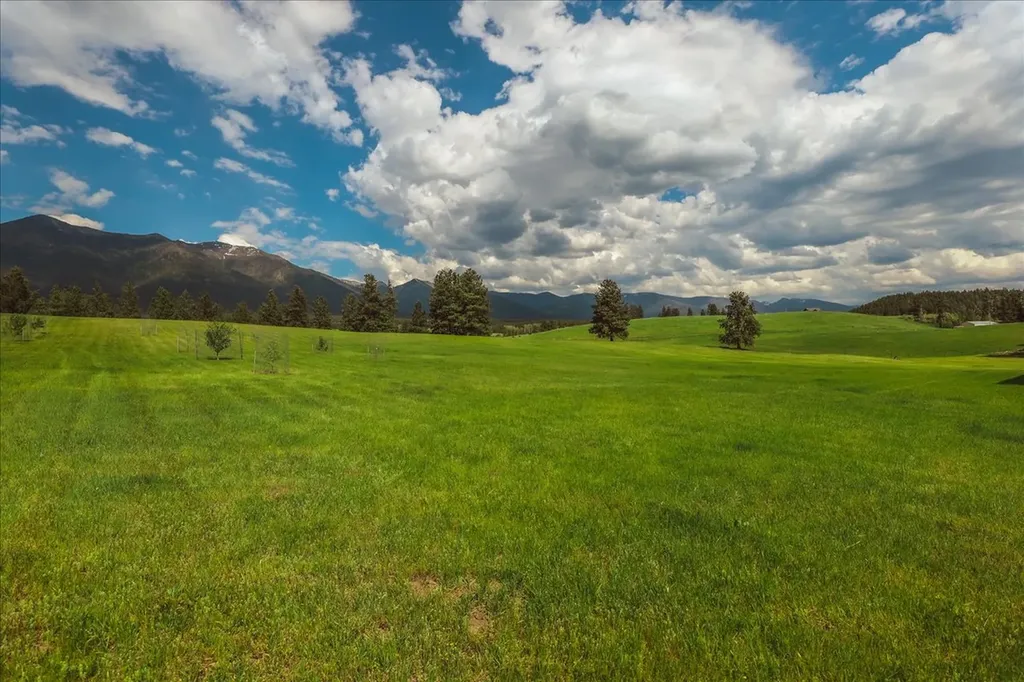 273 Game Trail Eureka MT 59917