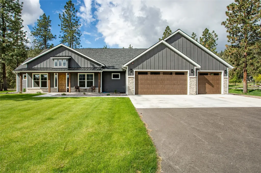 10131 Barns Court Lolo MT 59847