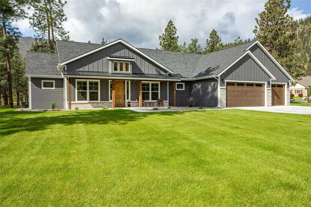10131 Barns Court Lolo MT 59847