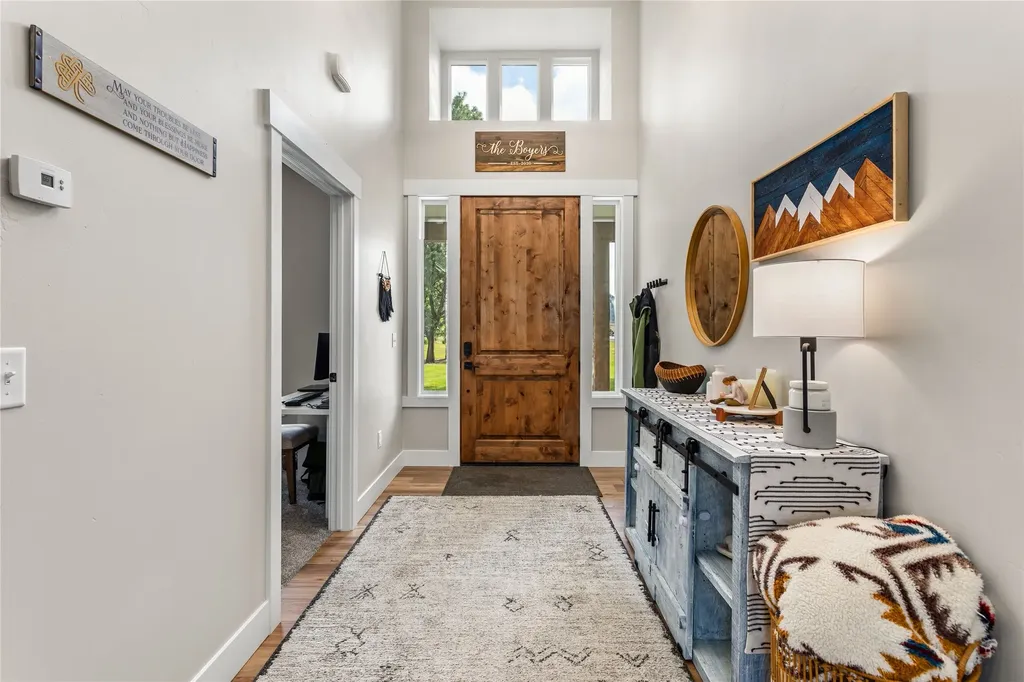10131 Barns Court Lolo MT 59847