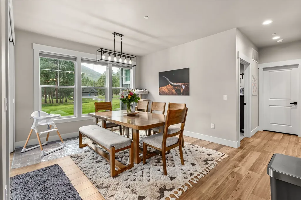 10131 Barns Court Lolo MT 59847