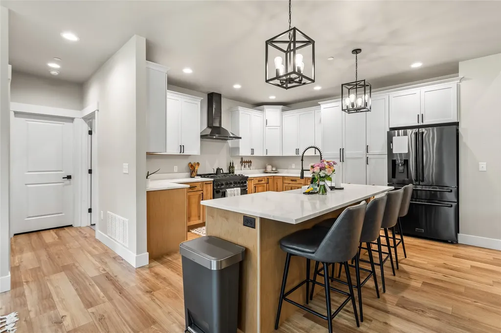 10131 Barns Court Lolo MT 59847