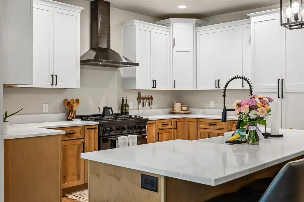 10131 Barns Court Lolo MT 59847