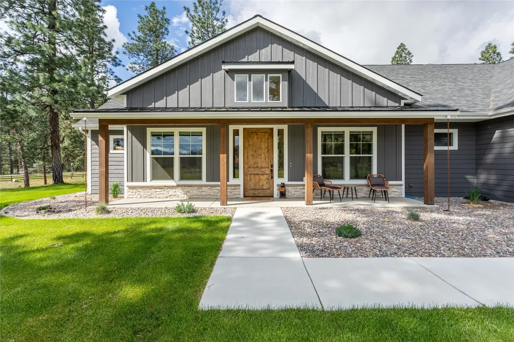 10131 Barns Court Lolo MT 59847