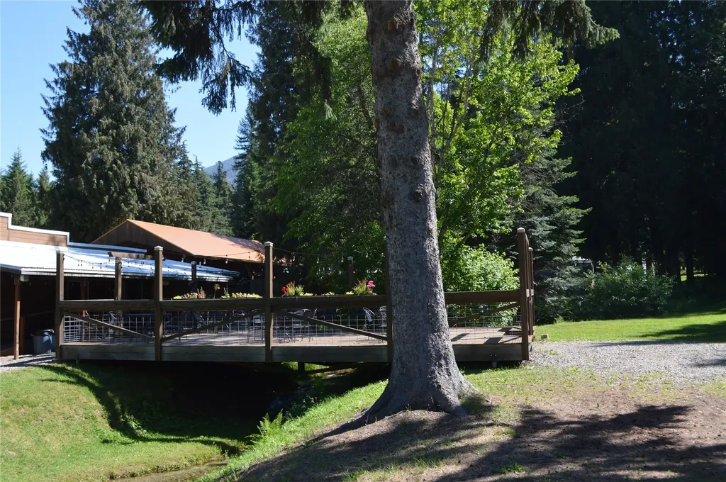 19824 Bull Lake Road Troy MT 59935
