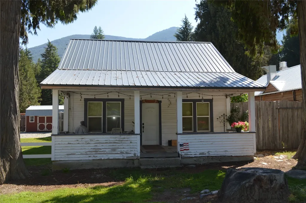 19824 Bull Lake Road Troy MT 59935