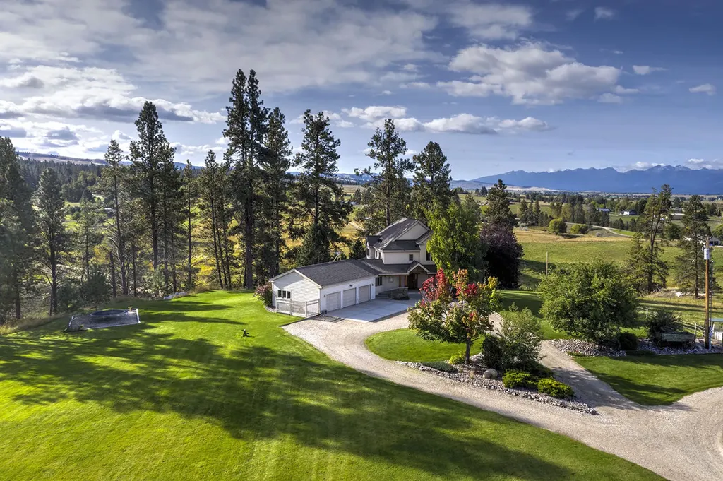 909 Hamilton Heights Road Corvallis MT 59828