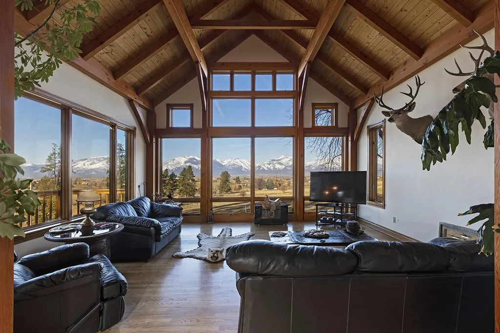 909 Hamilton Heights Road Corvallis MT 59828