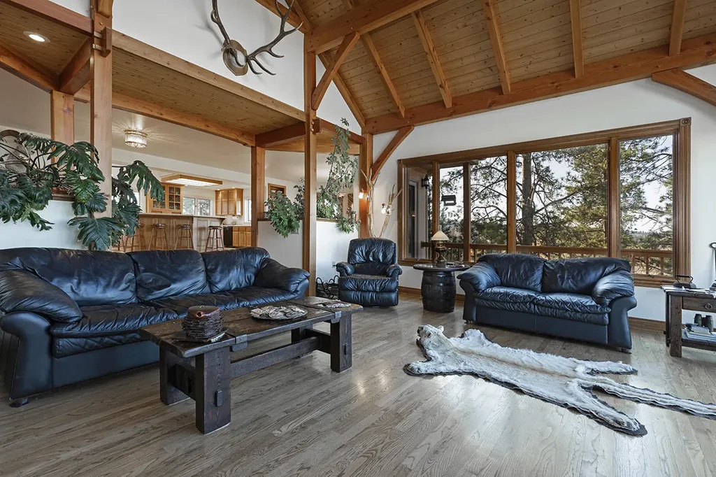909 Hamilton Heights Road Corvallis MT 59828