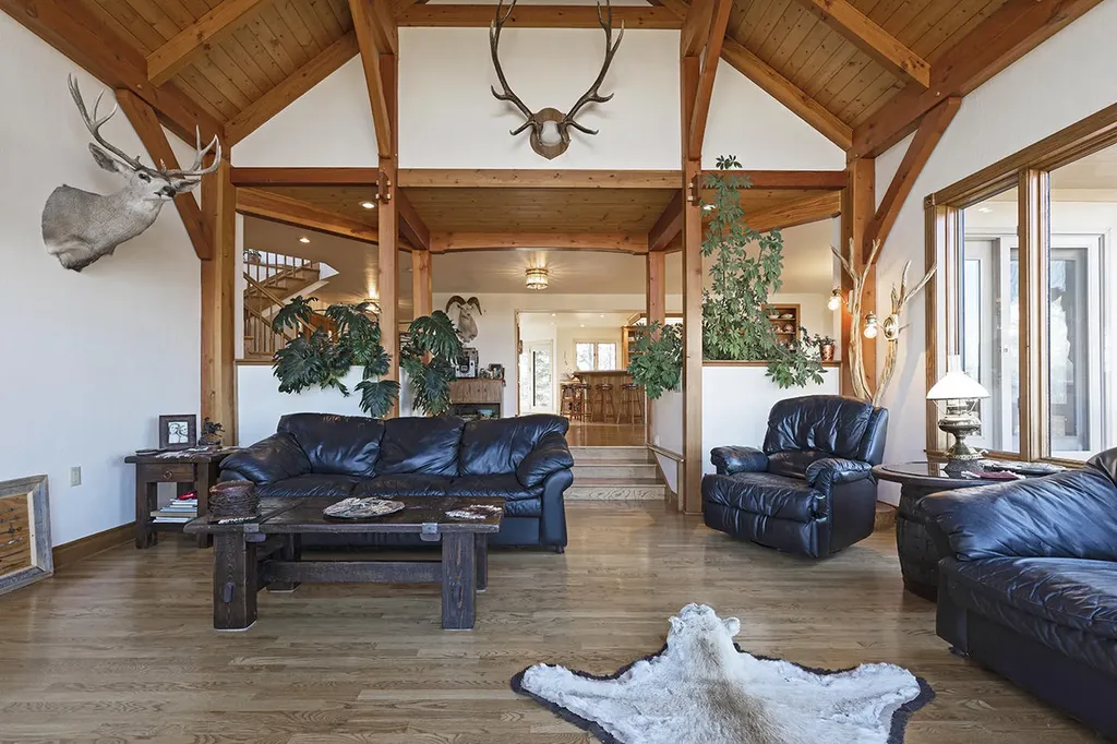 909 Hamilton Heights Road Corvallis MT 59828