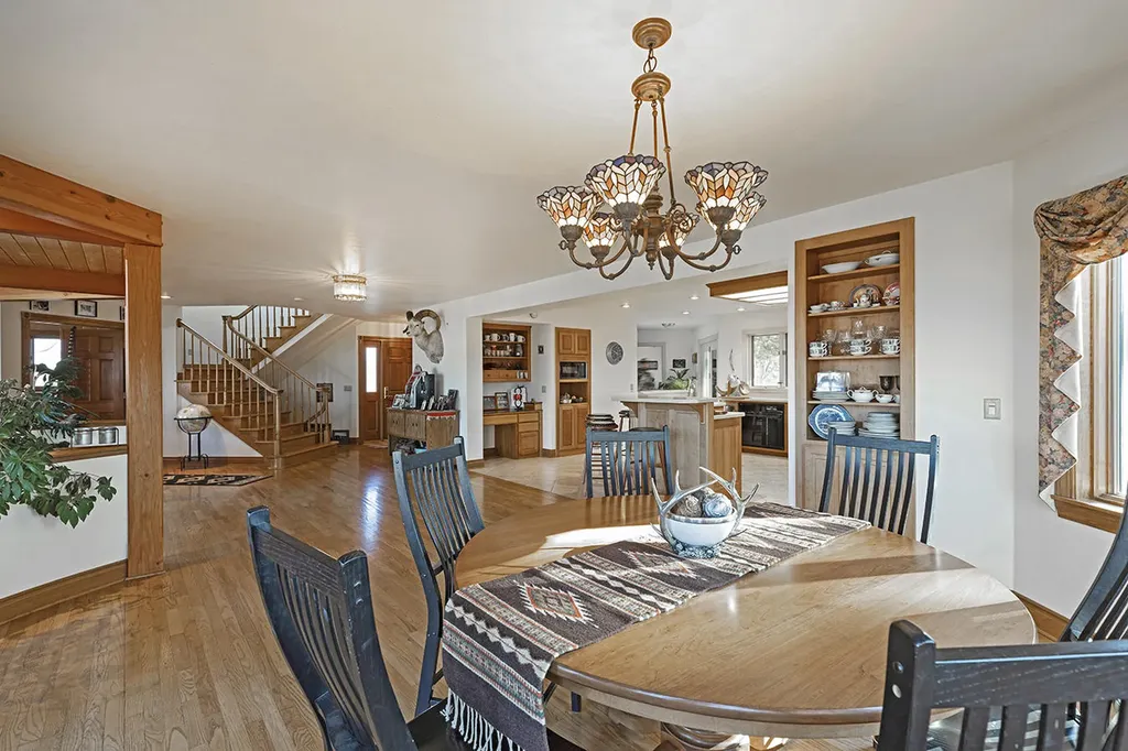 909 Hamilton Heights Road Corvallis MT 59828