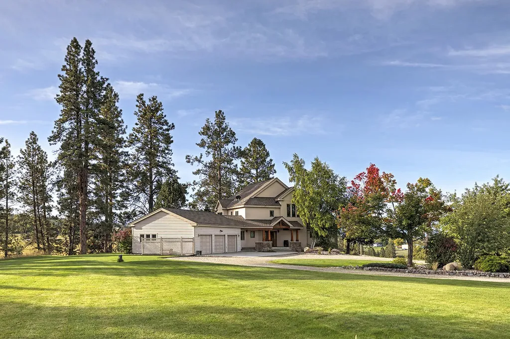 909 Hamilton Heights Road Corvallis MT 59828