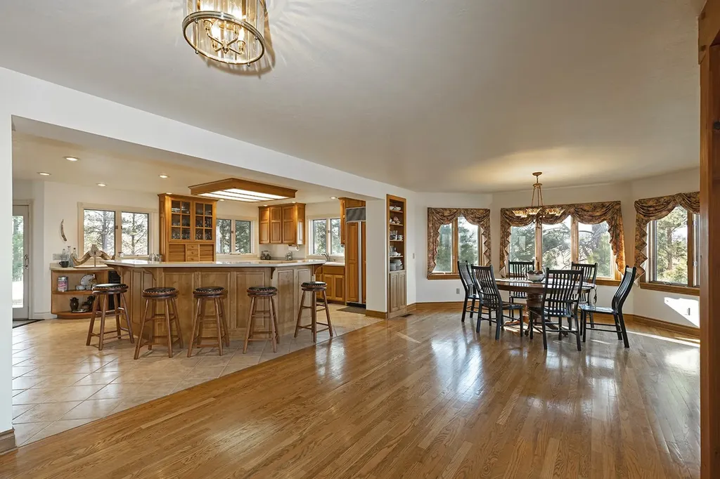 909 Hamilton Heights Road Corvallis MT 59828