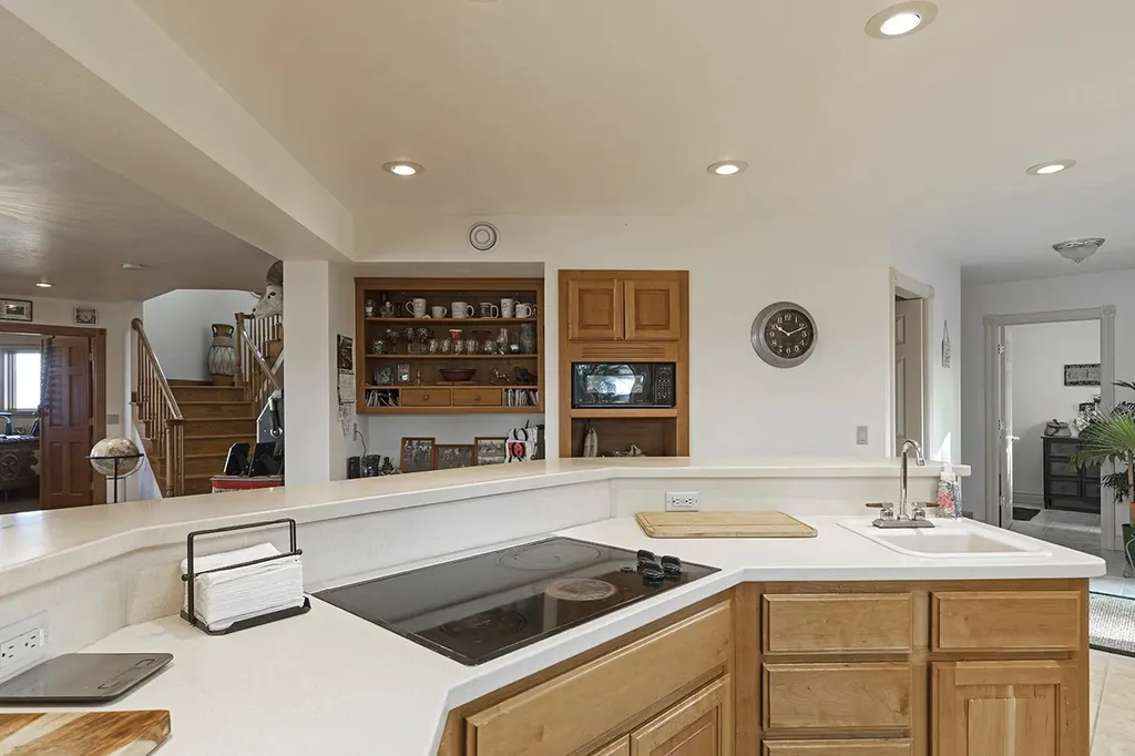 909 Hamilton Heights Road Corvallis MT 59828