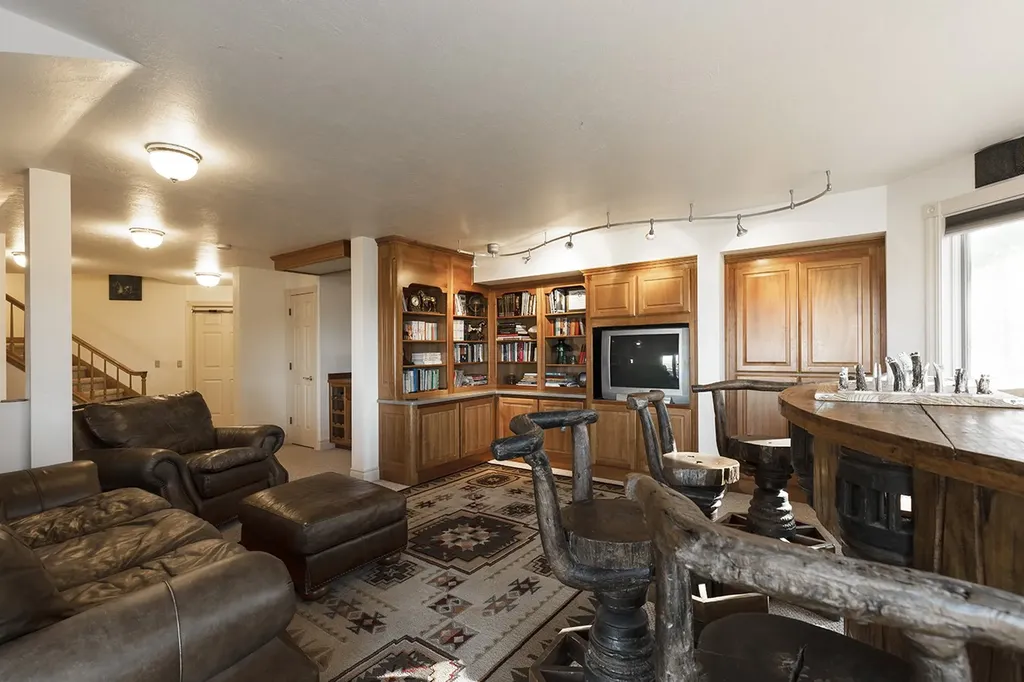 909 Hamilton Heights Road Corvallis MT 59828