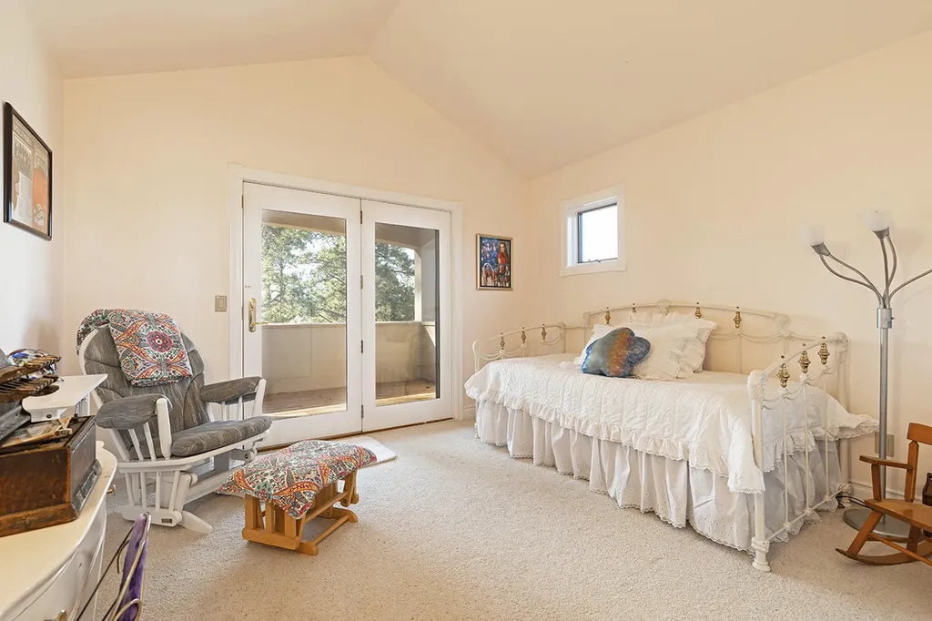 909 Hamilton Heights Road Corvallis MT 59828