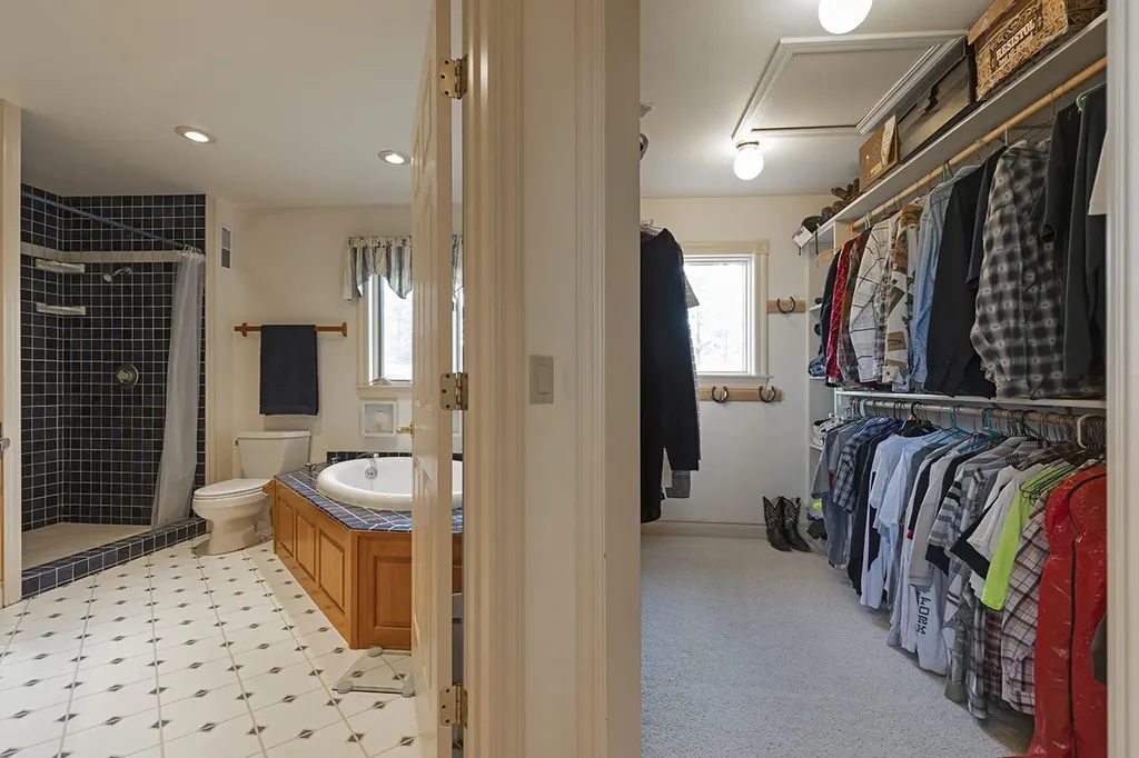 909 Hamilton Heights Road Corvallis MT 59828