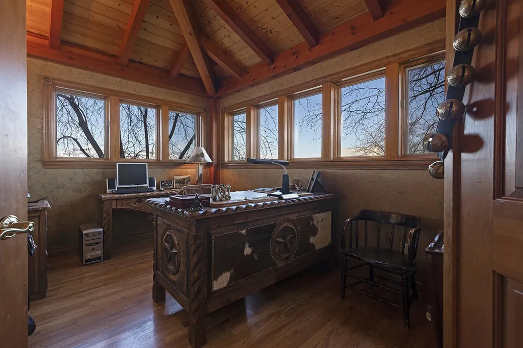 909 Hamilton Heights Road Corvallis MT 59828