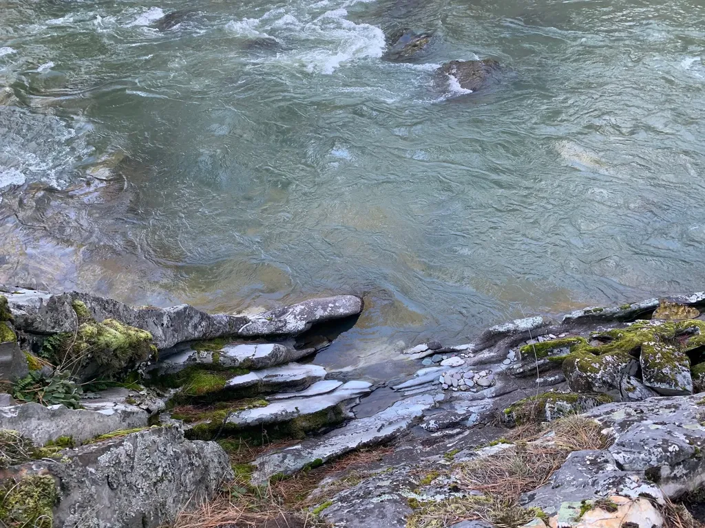 12 Trap Club Lane Thompson Falls MT 59873