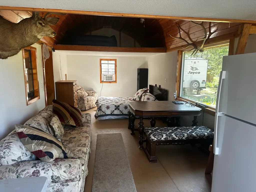 12 Trap Club Lane Thompson Falls MT 59873
