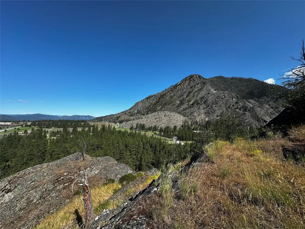 12 Trap Club Lane Thompson Falls MT 59873
