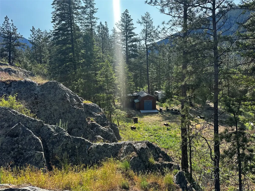 12 Trap Club Lane Thompson Falls MT 59873