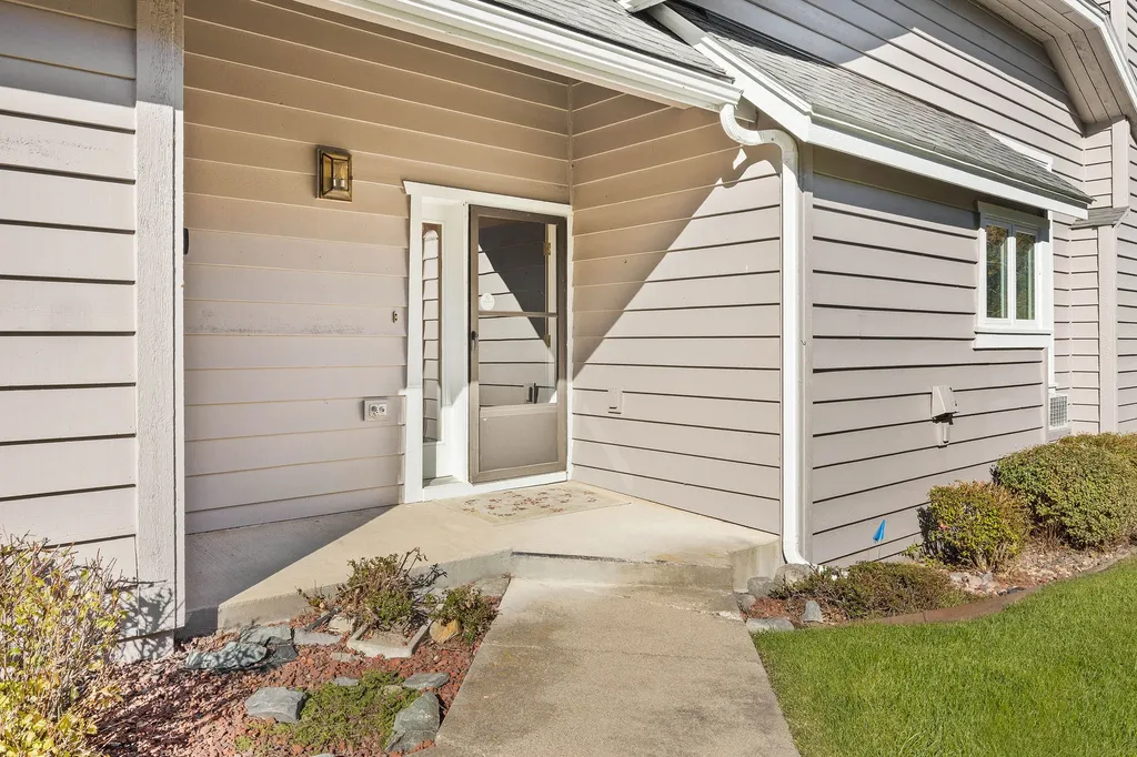 39 Golf Terrace Bigfork MT 59911