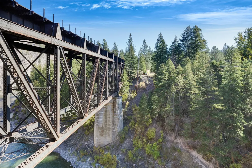 4016 Old Highway 10 W Alberton MT 59820
