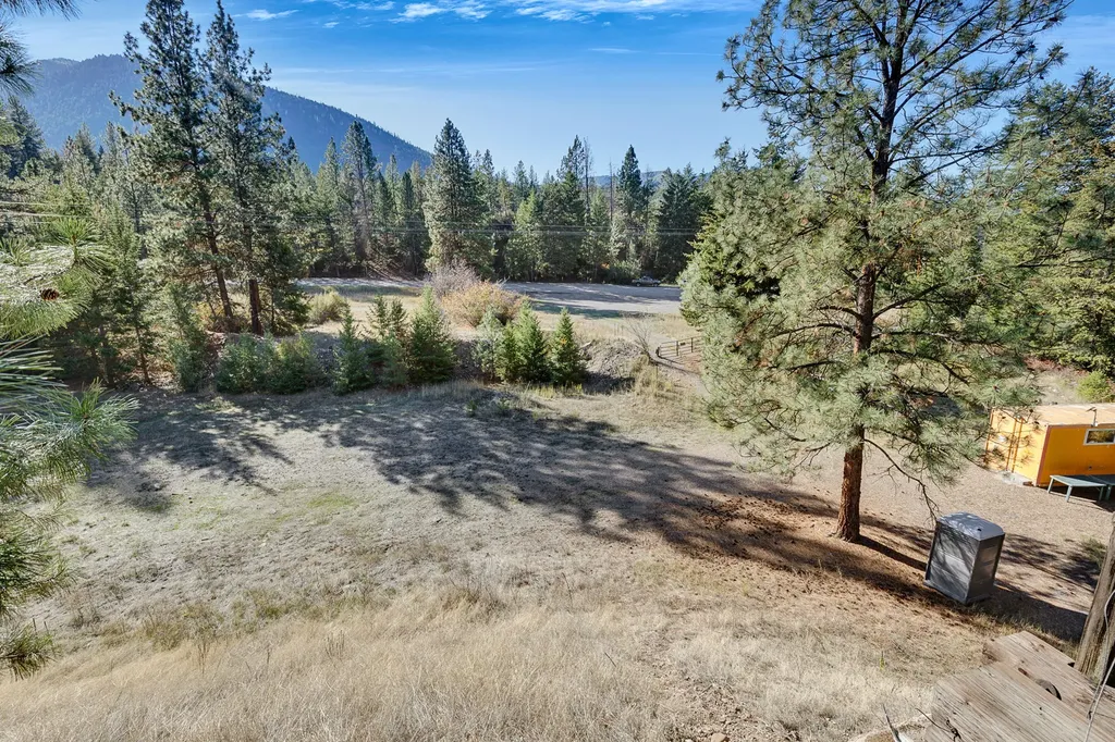 4016 Old Highway 10 W Alberton MT 59820
