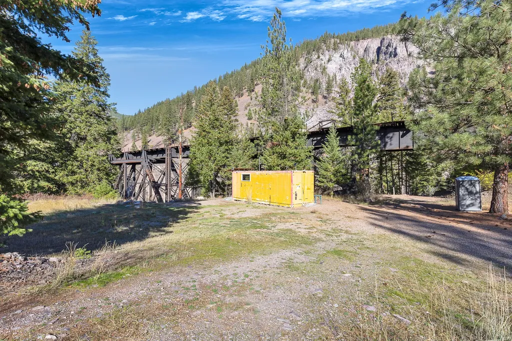 4016 Old Highway 10 W Alberton MT 59820