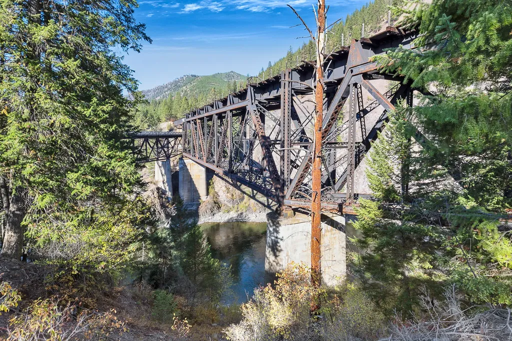 4016 Old Highway 10 W Alberton MT 59820